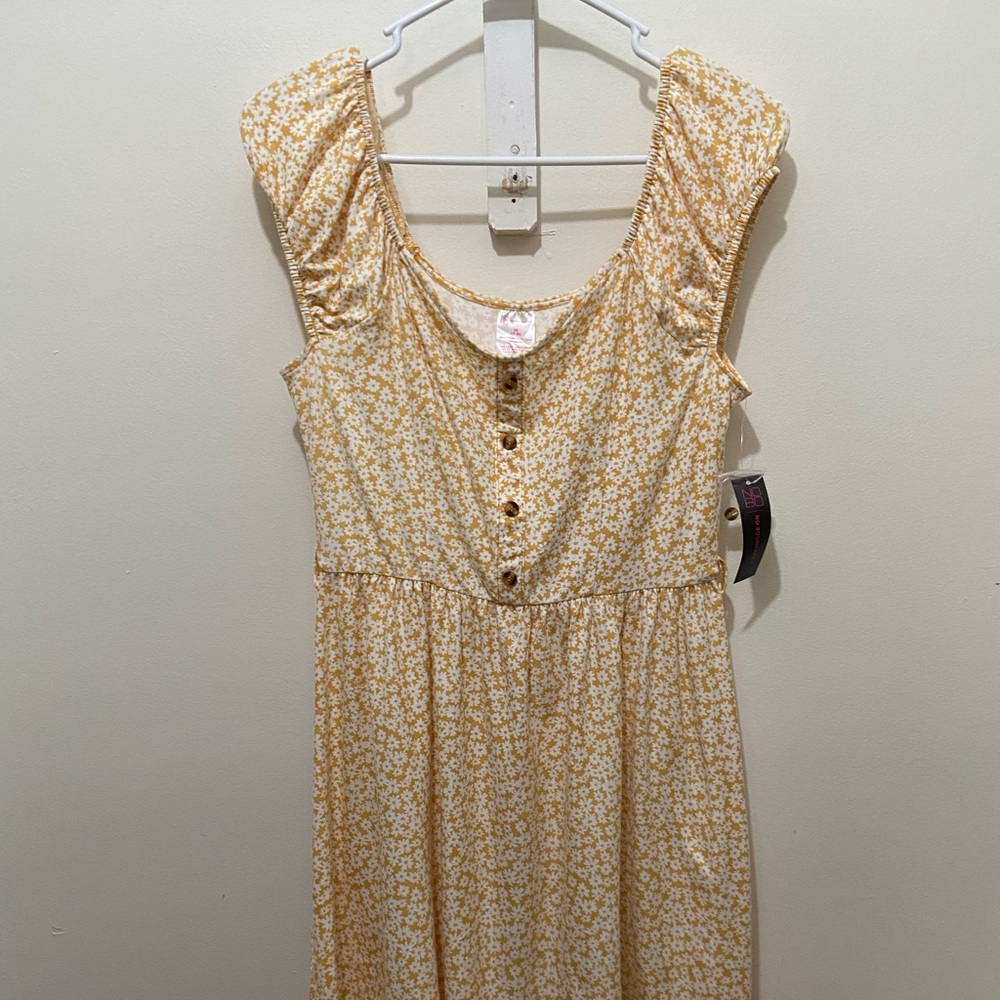 Medium NOBO yellow and white floral print midi dress